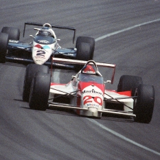 "Emmo" manejó para "Pat" Patrick de 1986 a 1989, encontrando gran parte de su éxito con el equipo del empresario de Michigan. Su cuarto año fue el más sobresaliente, al sumar cinco victorias, incluyendo la Indy 500, y el campeonato de CART (FOTO: IMS Photo)